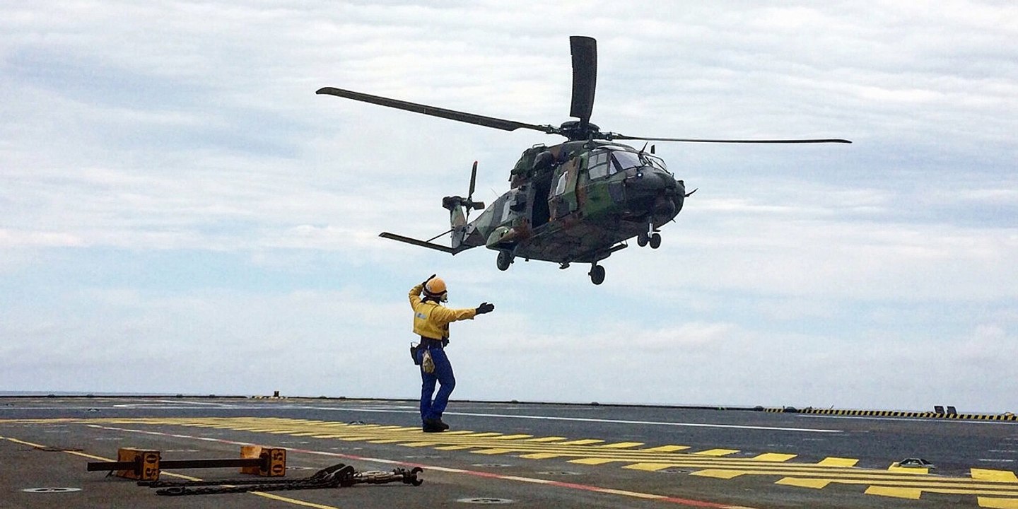 REPORTAGE - 48 heures à bord du porte-hélicoptères Mistral