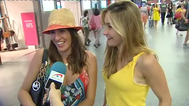 Actividad frenética en aeropuertos y estaciones