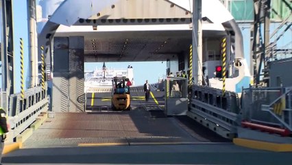 Le Saaremaa en relève au Trans-Saint-Laurent durant l'hiver ?