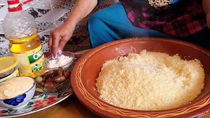 لالة حادة تقدم لكم السفة بالعسل بطريقة رائعة