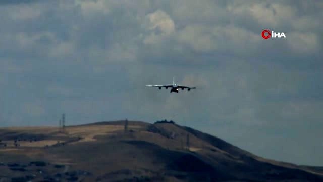 S-400'lerin parçalarını taşıyan ikinci Rus uçağı da Mürted Hava Medyanı'na iniş yaptı