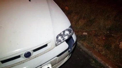 Carros se envolvem em colisão na Rua São Paulo