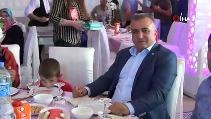 TOKAT PROTOKOLÜNDEN GAZİLER VE ŞEHİT AİLELERİNE YEMEK