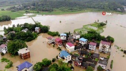 Çin'de sel felaketi: 17 ölü