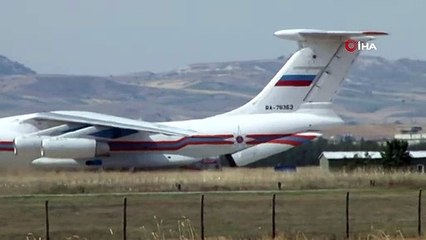 S-400 Hava Savunma Sistemlerinin İkinci Sevkiyatındaki İlk Uçak İndi
