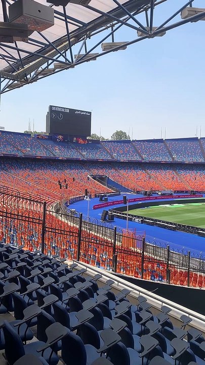 L'impressionnant International Cairo Stadium !