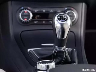 വേഗത്തില്‍ കാറോടുമ്പോള്‍ റിവേഴ്‌സ് ഗിയറിട്ടാല്‍ എന്തു സംഭവിക്കും