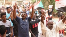 السودان يترقب محادثات أديس أبابا ويطالب بحقوق شهداء الاعتصام