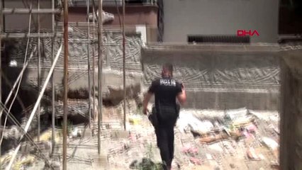 ADIYAMAN Polisi görünce çaldıklarını bırakıp, kaçtılar