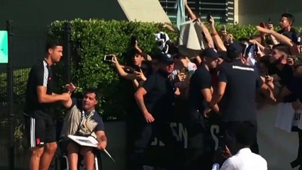 Ronaldo taraftarla buluştu