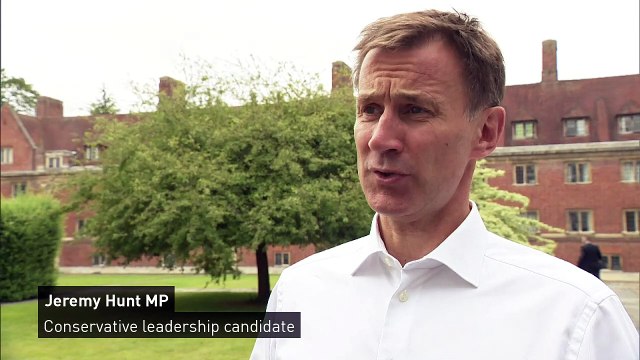 Hunt speaks out in favour of journalists publishing leaks