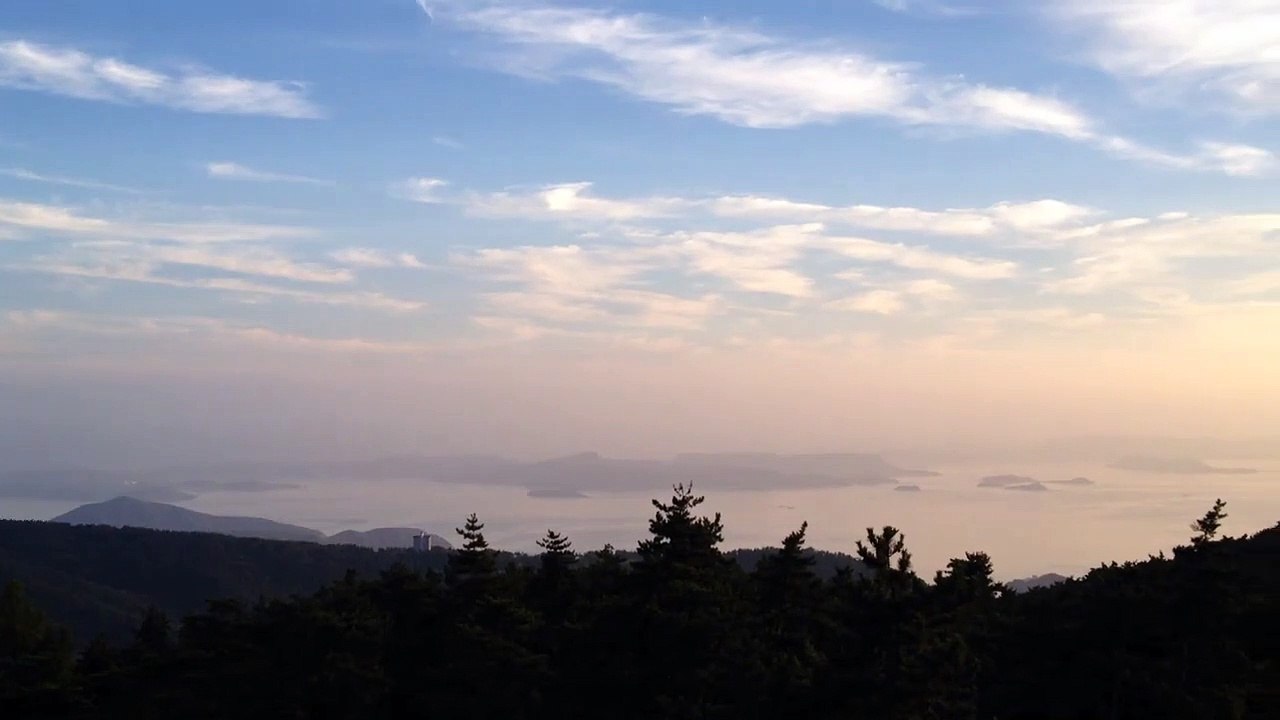 小豆島の展望台から見る夕日　香川県