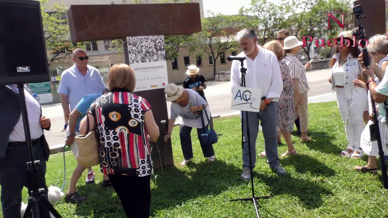 Una militante del PP boicotea el homenaje a Miguel Angel Blanco en Mataró (Barcelona)