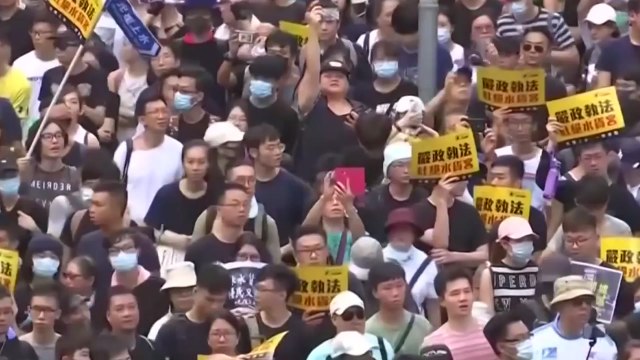 홍콩에서 '中 보따리상 반대' 시위 열려 / YTN