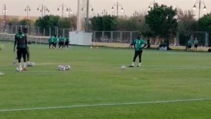ماني ورفاقه يتدربون على ضربات الترجيح استعدادا لمباراة تونس في كان