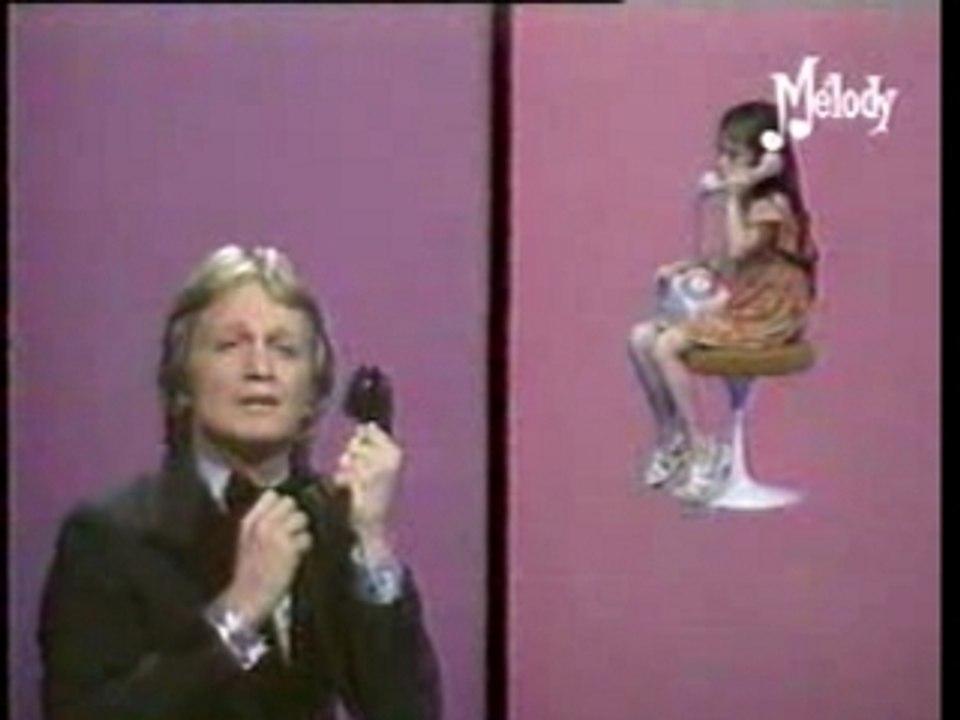 Claude-Francois-le-telephone-pleure-XcRhoov0iB