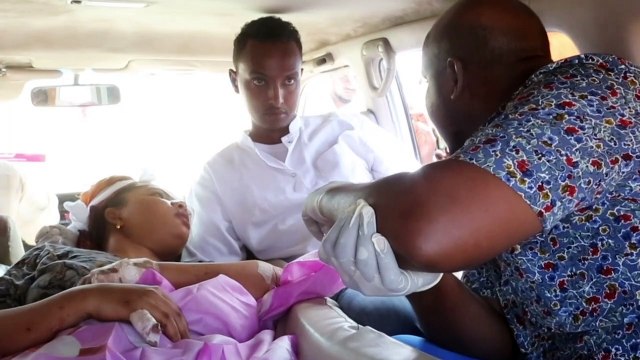 Más de dos decenas de muertos en ataque islamista contra hotel de Somalia