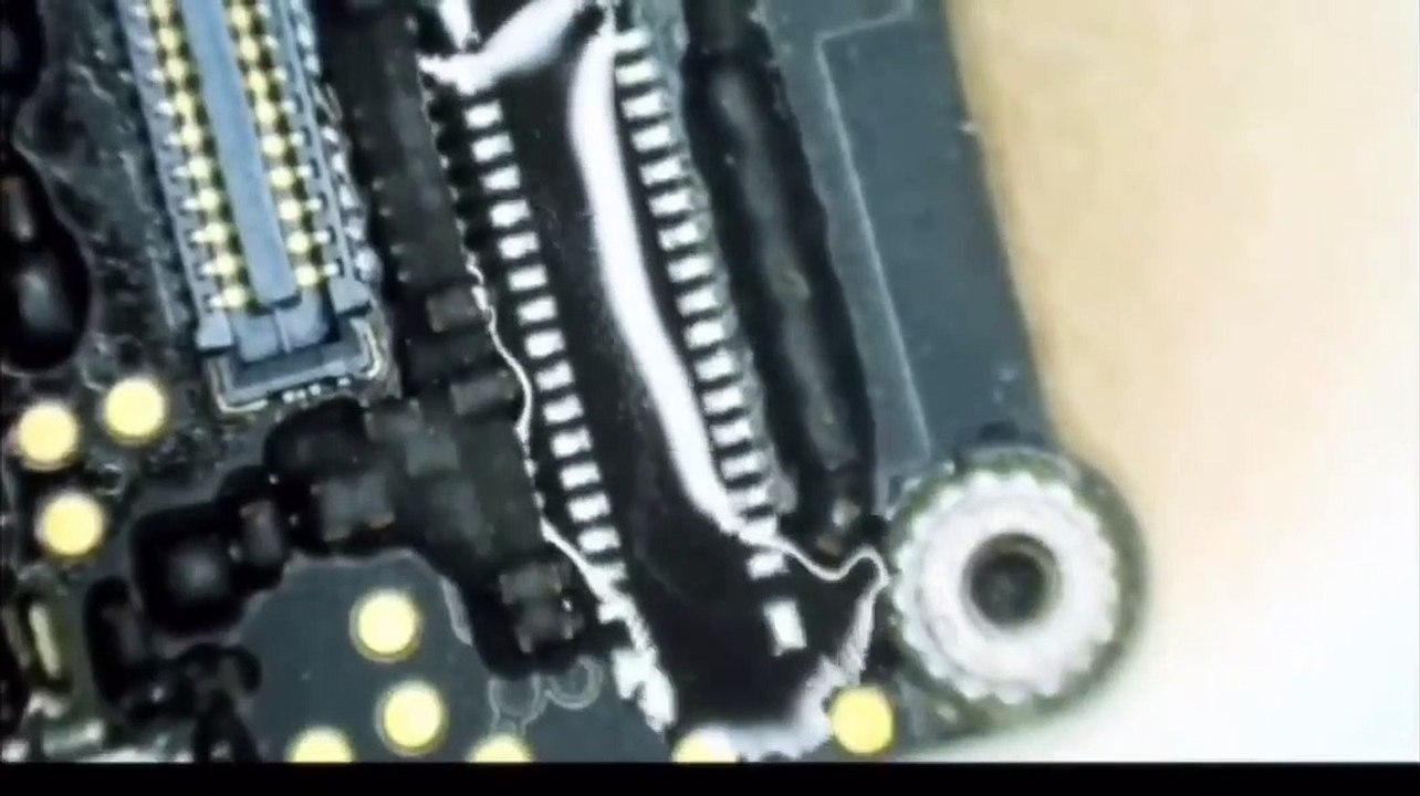 Iphone : Tips for changing flex connectors