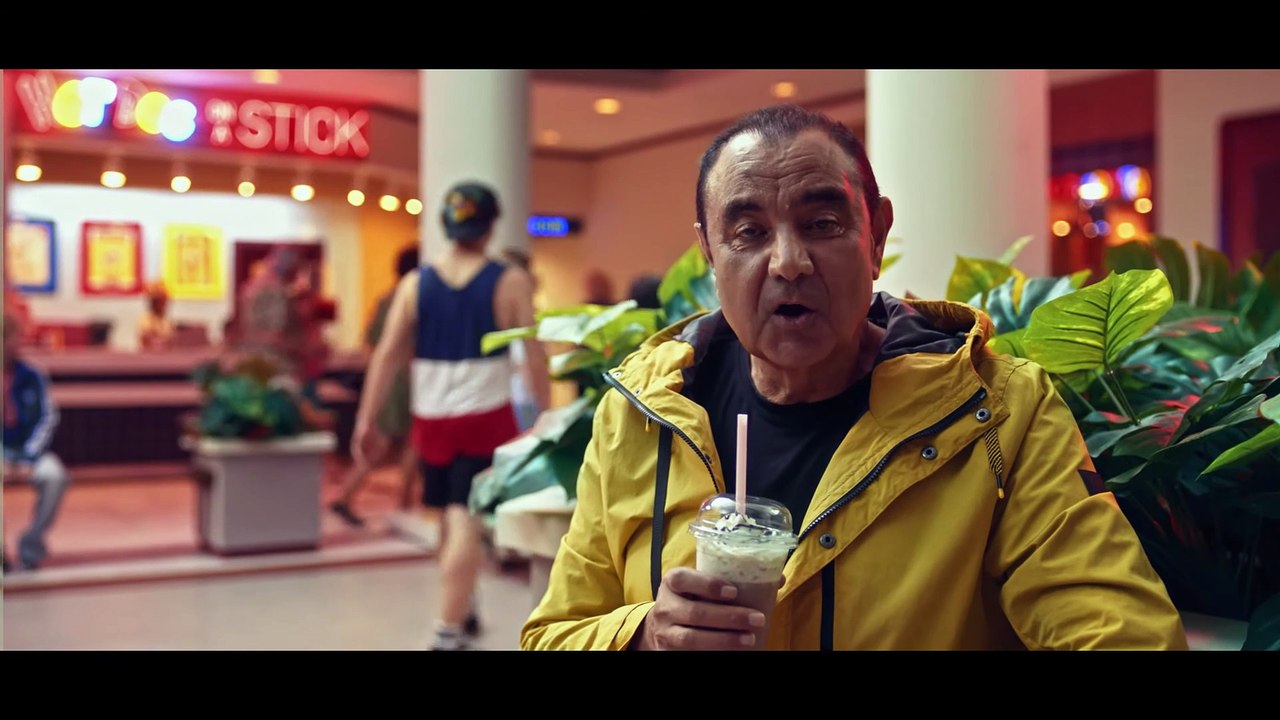 Stranger Things 3. Sezon - Sadettin Teksoy Starcourt’ta