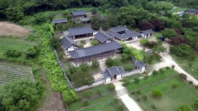 한국에서 가장 아름다운 서원 '병산서원' / YTN