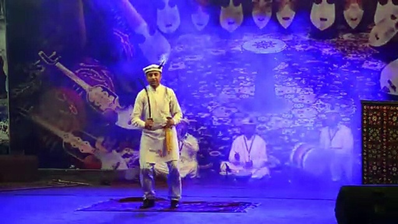 Gilgit baltistan traditional dance