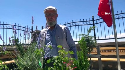 15 Temmuz şehidinin babası Tevfik Oğuz: 'Hiçbir zaman vatansız yaşanmaz'