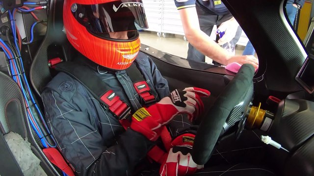 Flight of the Valkyrie | The first dynamic run of the Aston Martin Valkyrie