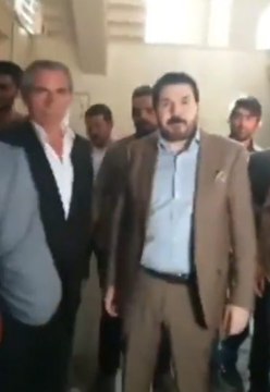 Savcı Sayan kütüphaneyi yıkıp pazar mı yapacak