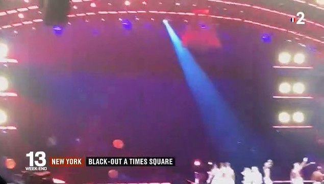 Le concert de Jennifer Lopez stoppé d'un coup hier soir à New York à cause de la panne d'électricité géante - Le public présent dans la salle évacué