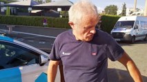 Les mécanos d'AG2R La Mondiale, dans les coulisses du Tour : le lavage des voitures