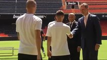 Felipe VI con el Valencia CF para celebrar su centenario