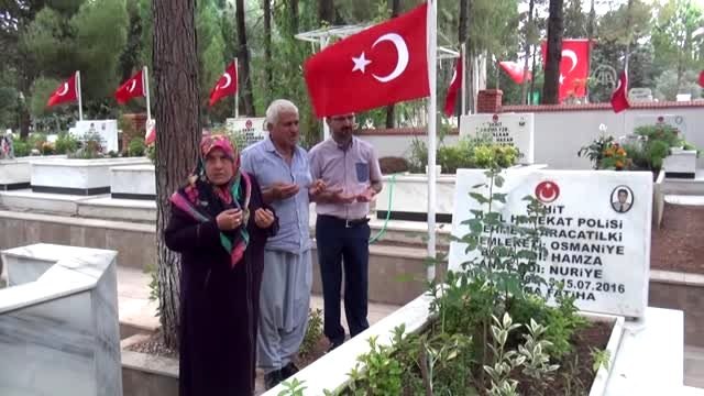 15 Temmuz şehidi mezarı başında anıldı