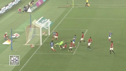 Japon - Huit minutes de chaos arbitral entre Yokohama et Urawa