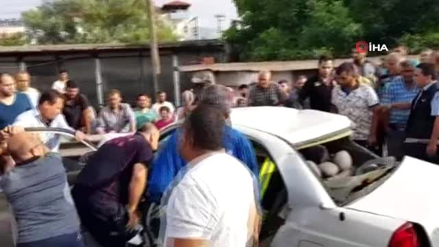 Manisa'da tır ile otomobil çarpıştı: 1 ölü, 2 ağır yaralı