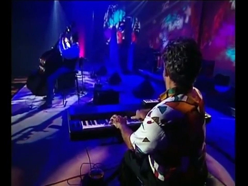 Al Di Meola, Jean-Luc Ponty, Stanley Clarke & Monty Alexander – Song to John [Coltrane] (Montreux 1994, HD)