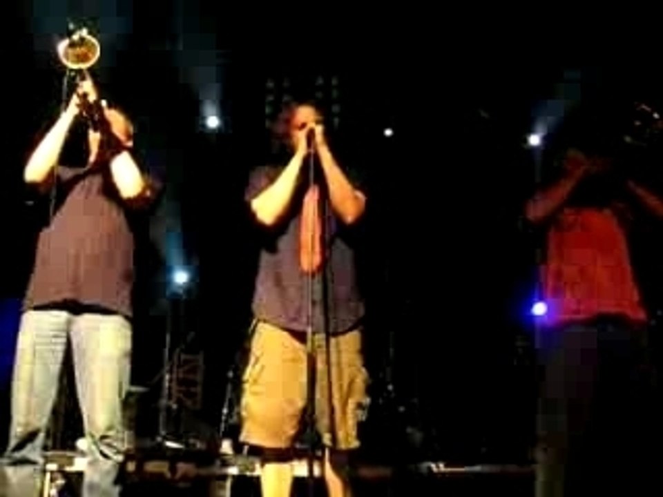 Fin de Plus rien Paris 15 mai 2007