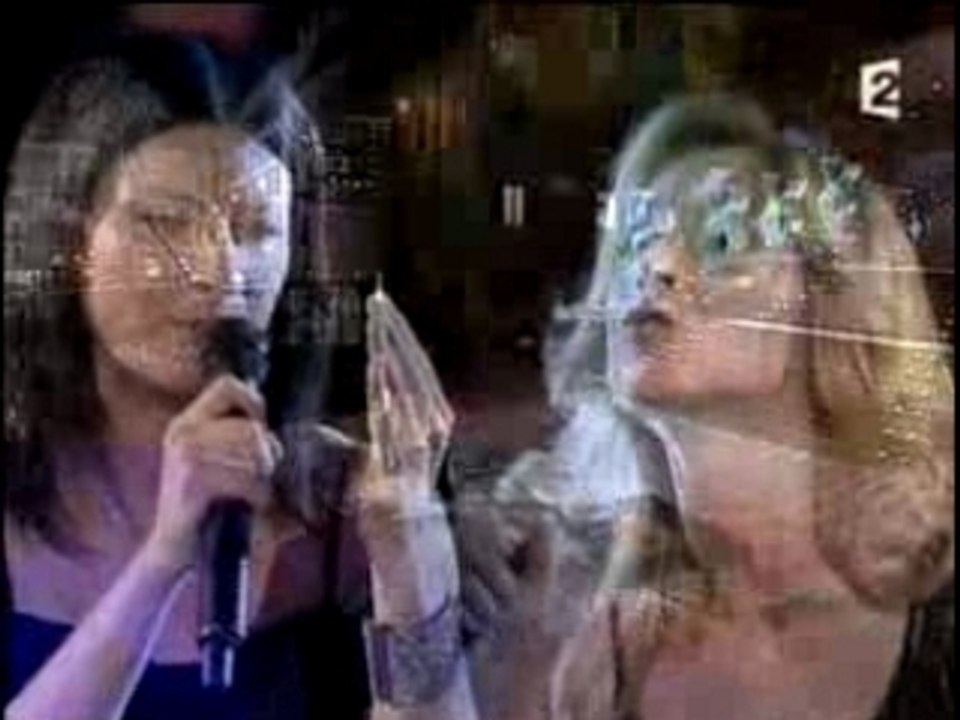 Lara Fabian & Laura Pausini - La Solitudine (live)