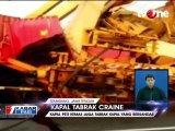 Detik-detik Kapal Tabrak Crane di Tanjung Emas