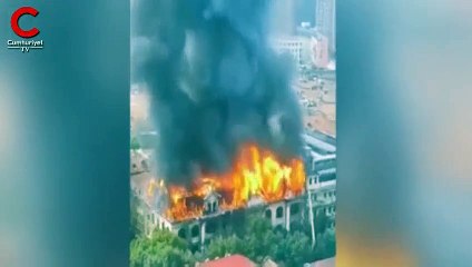 Çin’de 100 yıllık otelde büyük yangın