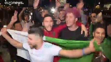 Entre joie et casse, les célébrations de la victoire de l'équipe de football d'Algérie