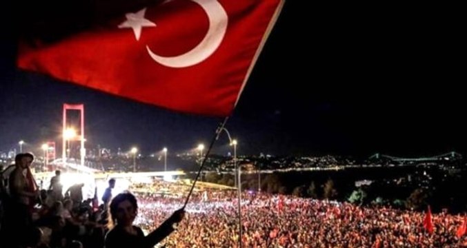 İş dünyasından peş peşe 15 Temmuz açıklamaları: İzin vermeyeceğiz