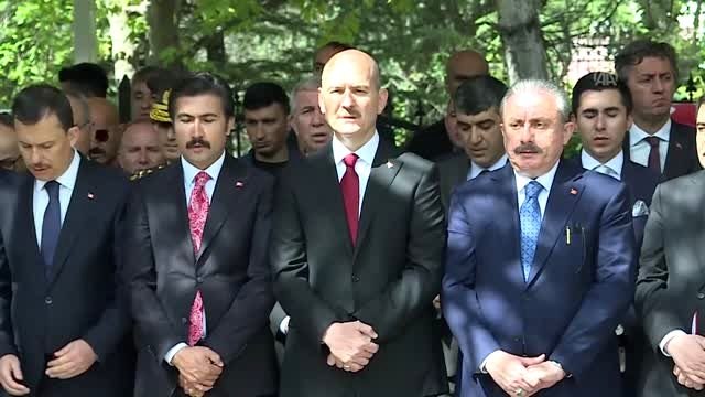 Şentop ve Soylu, Karşıyaka Mezarlığı 15 Temmuz Şehitliği'nde anma programına katıldı (2)
