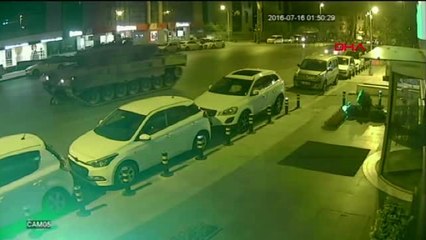 İSTANBUL- 15 TEMMUZ GECESİNİN DHA KAMERASINA YANSIYAN EN ÇARPICI ANLARI 4