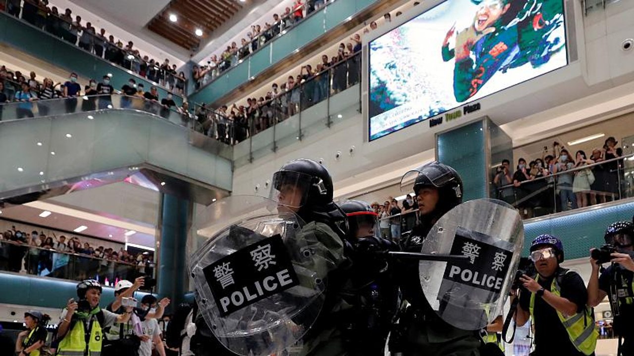 Összecsapások Hongkongban