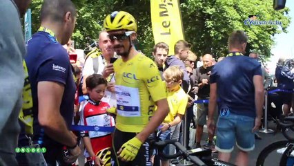 Tour de France 2019 - Julian Alaphilippe, à Saint-Flour ce lundi, kiffe : "Ça fait plaisir !"