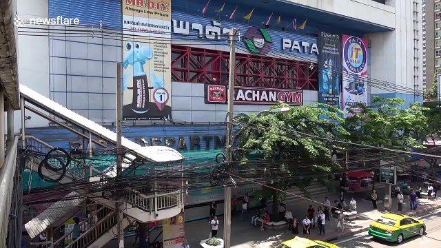 'Depressed' gorilla mopes around filthy zoo in Thai shopping mall