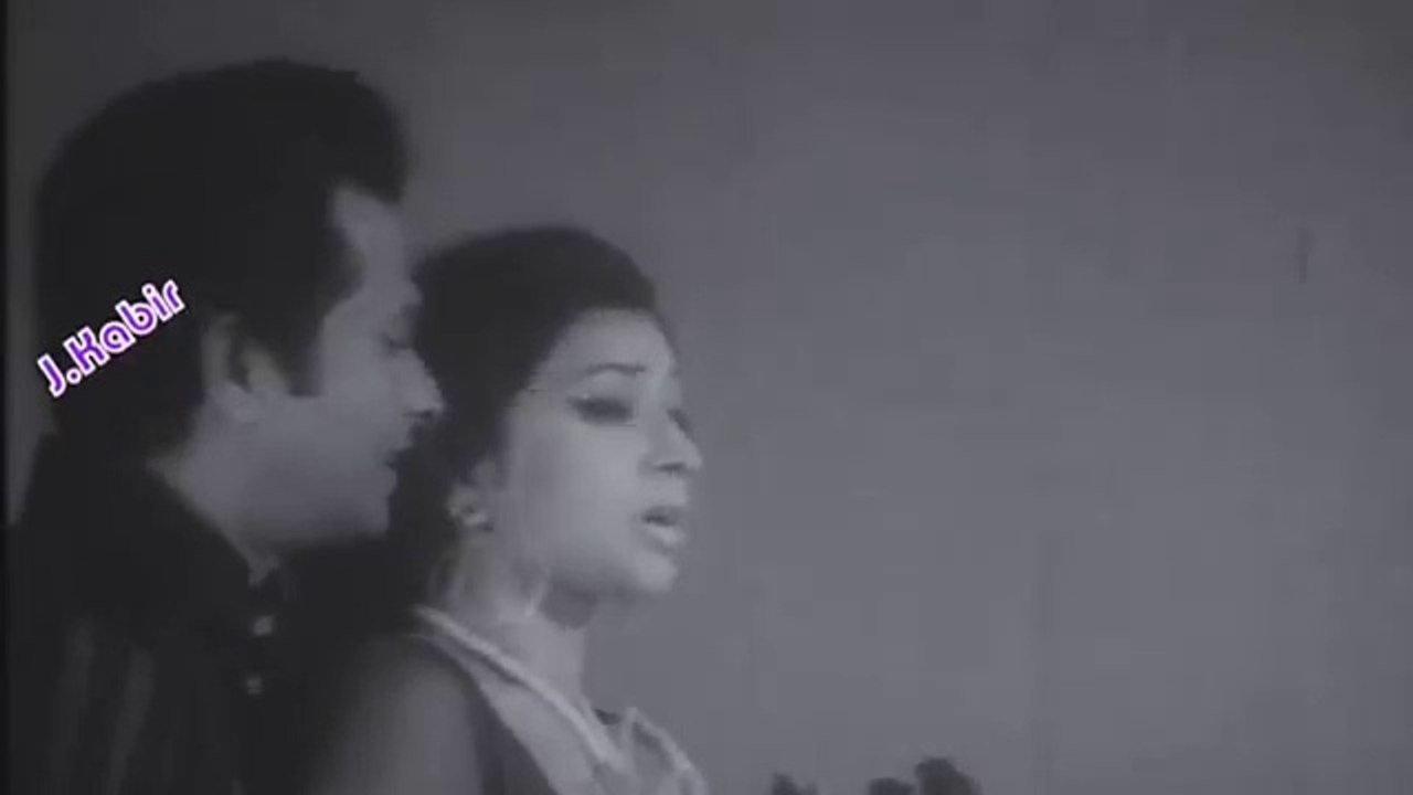 ও আকাশ ও নদী আমি ভালোবেসেছি, ছায়াছবি- নাচের পুতুল, O akash o nodi ami bhalobeshechi, Film Nacher Putul