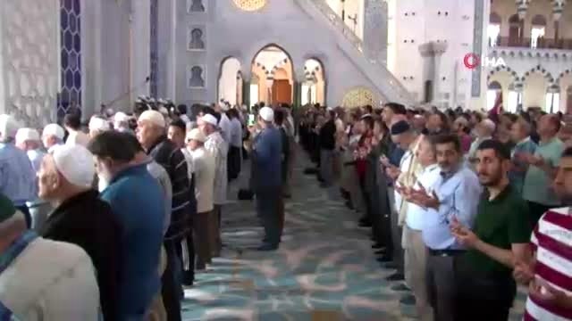 15 Temmuz Şehitleri için Büyük Çamlıca Camii'nde mevlit okundu