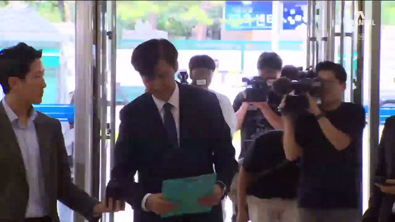 1주일 새 반전 여론…“조국 장관직 적합” 18%로 반토막