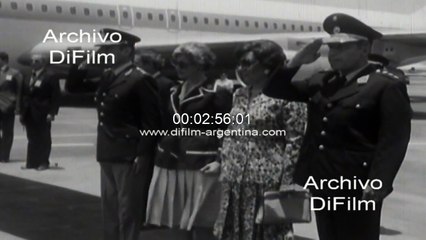 Jorge Videla arrives in Peru and isreceived by Francisco Morales Bermudez 197